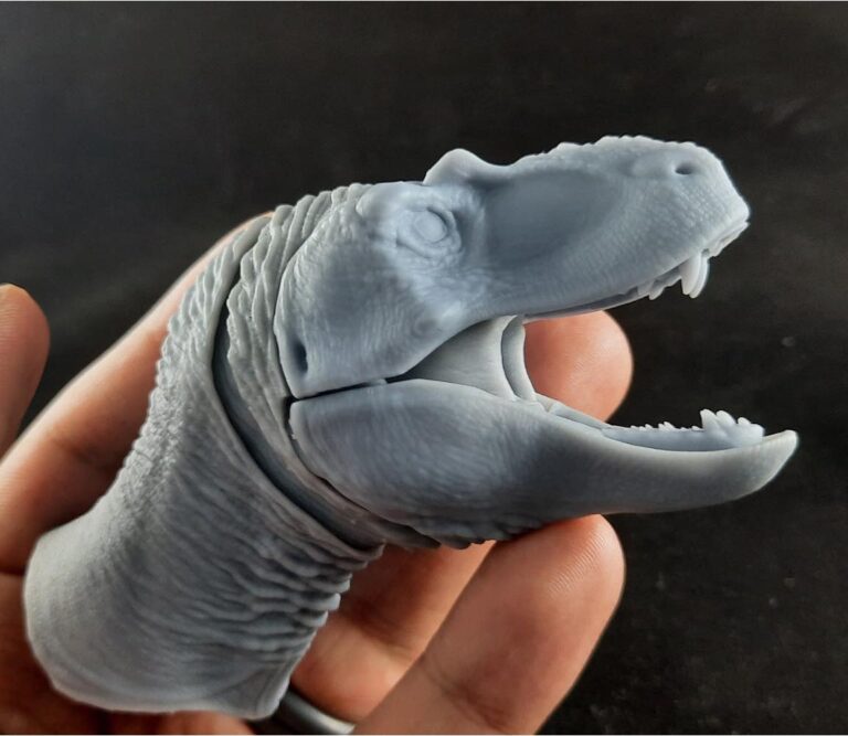 Following up on a recent post, here’s the first look at the printed head and neck for the Beasts of the Mesozoic Lythronax action figure!