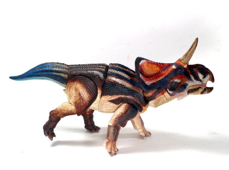 We have one more Beasts of the Mesozoic Ceratopsian paint sample to look at for wave 1. This one already seems to be a fan favorite, here’s the mighty little Zuniceratops!