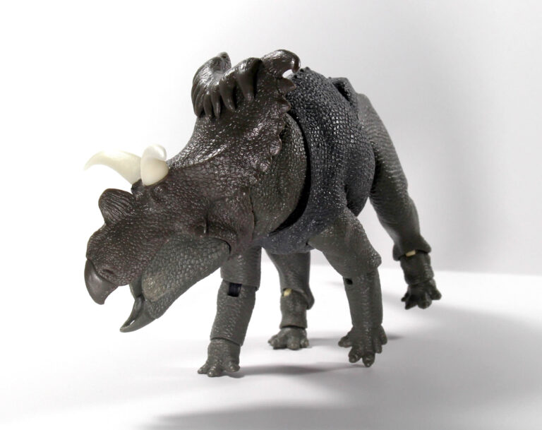 Kosmoceratops Wave 2 Test Shots of the Kosmoceratops!