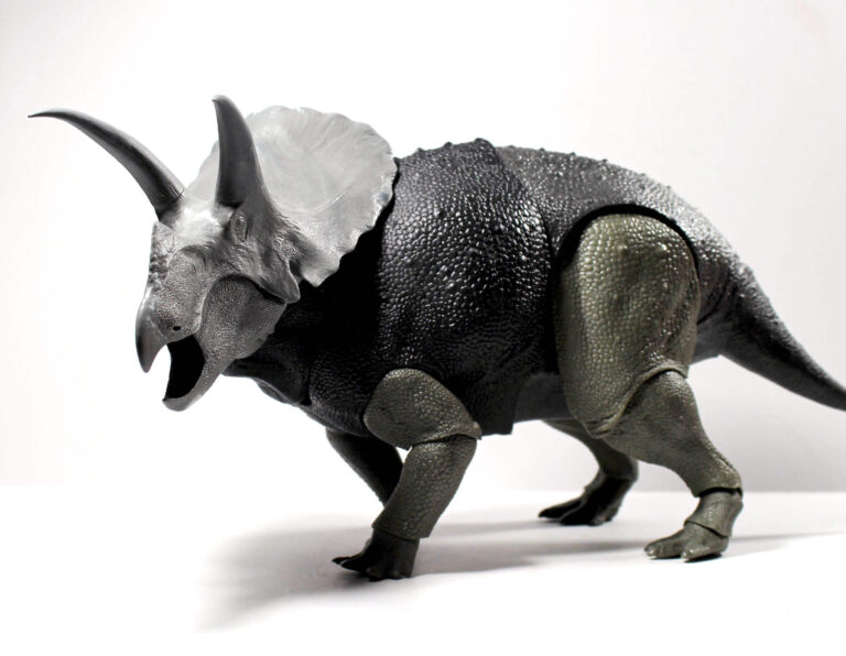 1/18 scale Torosaurus Test Shot
