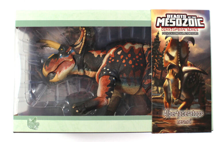 Albertaceratops nesmoi in the package!