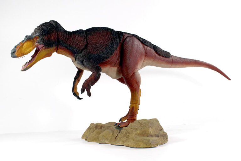 1/18 Dryptosaurus aquilunguis paint sample