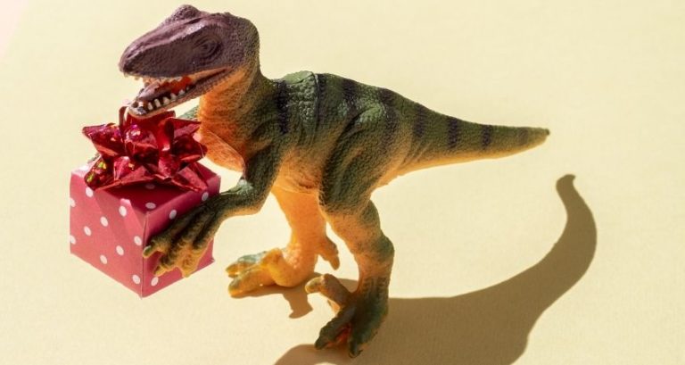 Why Dinosaur Figures Are the Perfect Gifts for All Ages