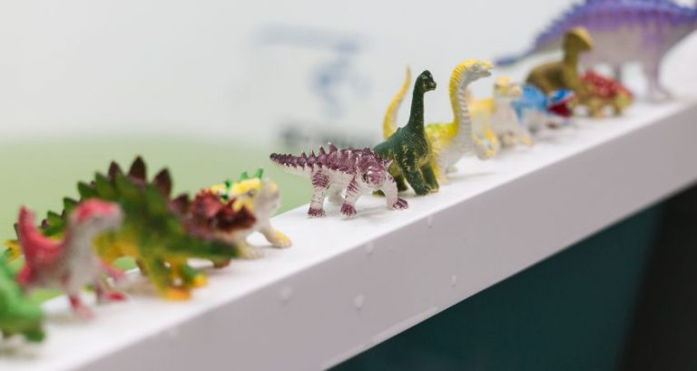 What To Consider When Purchasing Dinosaur Figures