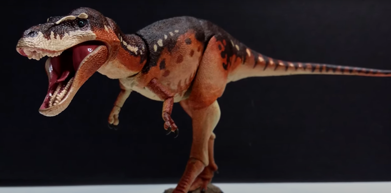 Andy’s Dinosaur Review of juvenile T. rex figure