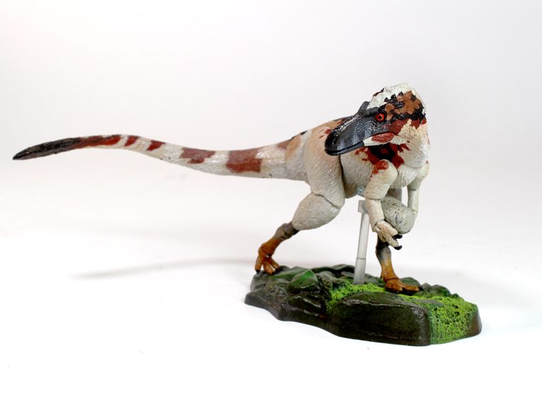 Suskityrannus action figure