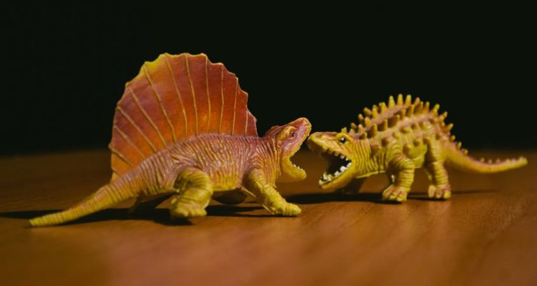 How Science & Art Combine To Reimagine the Look of Dinosaurs