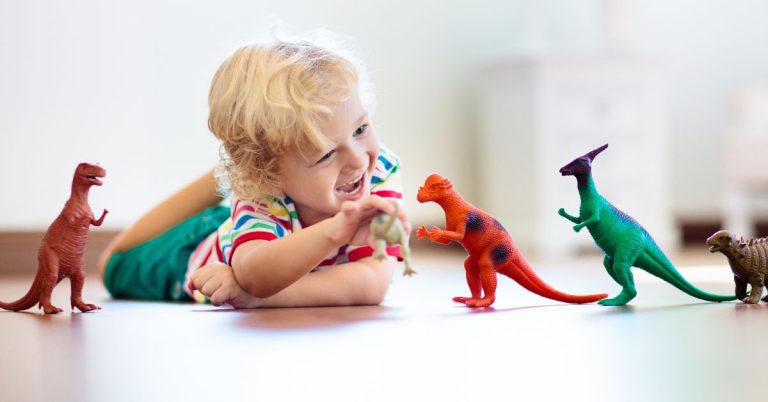 4 Reasons We Are Still In Love With Dinosaurs