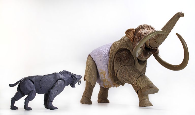 Smilodon populator 1/18th scale fine cut photos