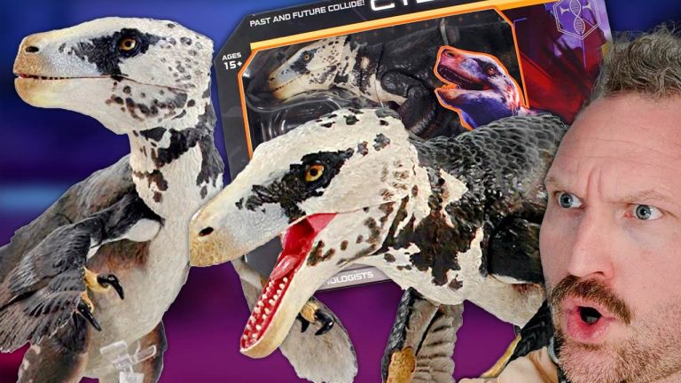 Utahraptor Action Figure Cyberzoic video review!