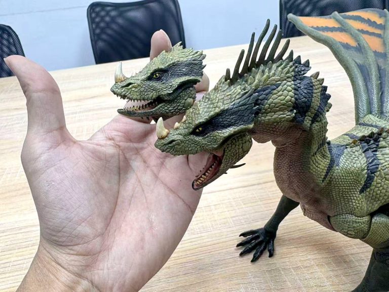 Cyberzoic Lizard Dragon new paint sample