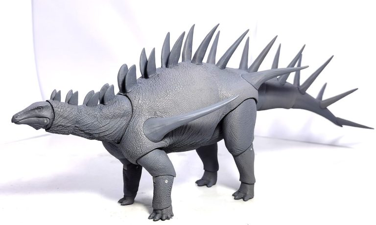 Kentrosaurus Figure Photos – Fine Cut Prototype | Creative Beast Studio