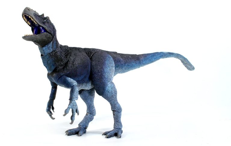 Yutyrannus huali paint sample with raven inspired coloring!
